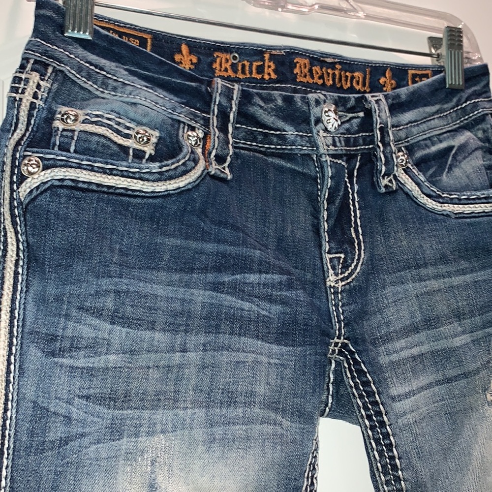ROCK REVIVAL BRAND NEW SIZE 25 DONNA CAPRI WORN LOOK JEANS - Picture 6 of 9